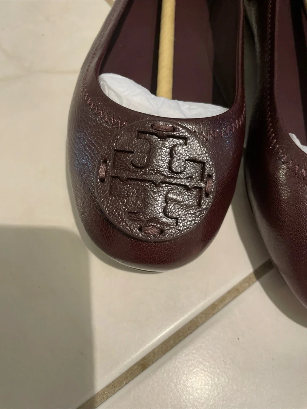 New in box Tory Burch size 7.5 plum Minnie Travel Ballet Fellini Shrunken Flat